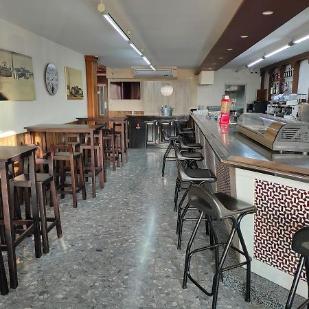 Hostal Efebo 24H Антекера Екстер'єр фото