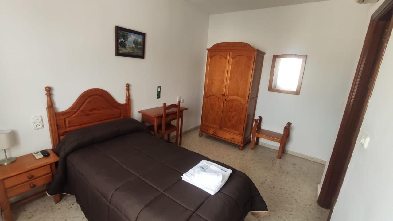 Hostal Efebo 24H Антекера Екстер'єр фото