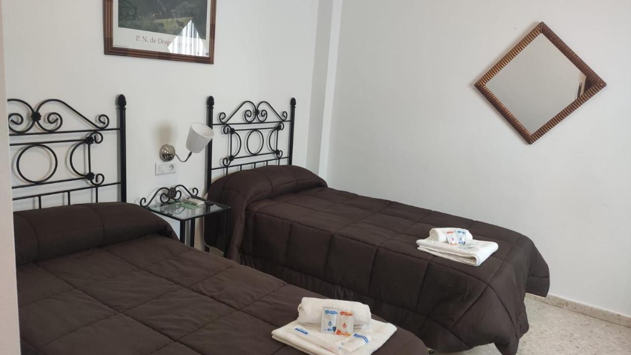 Hostal Efebo 24H Антекера Екстер'єр фото
