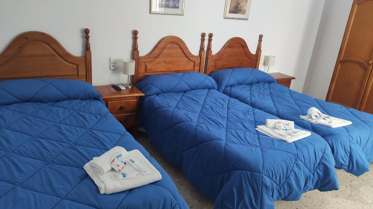 Hostal Efebo 24H Антекера Екстер'єр фото